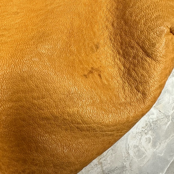 Fossil Mustard Yellow Leather Studded Shoulder Bag Key Dangle Silver Hardware - Picture 2 of 10